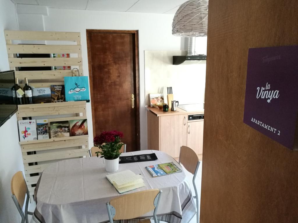 Apartaments Els Temporers Corbera Exteriör bild