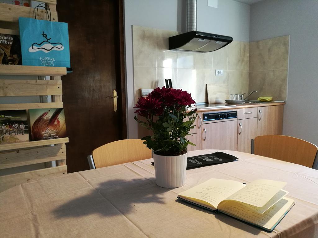 Apartaments Els Temporers Corbera Exteriör bild